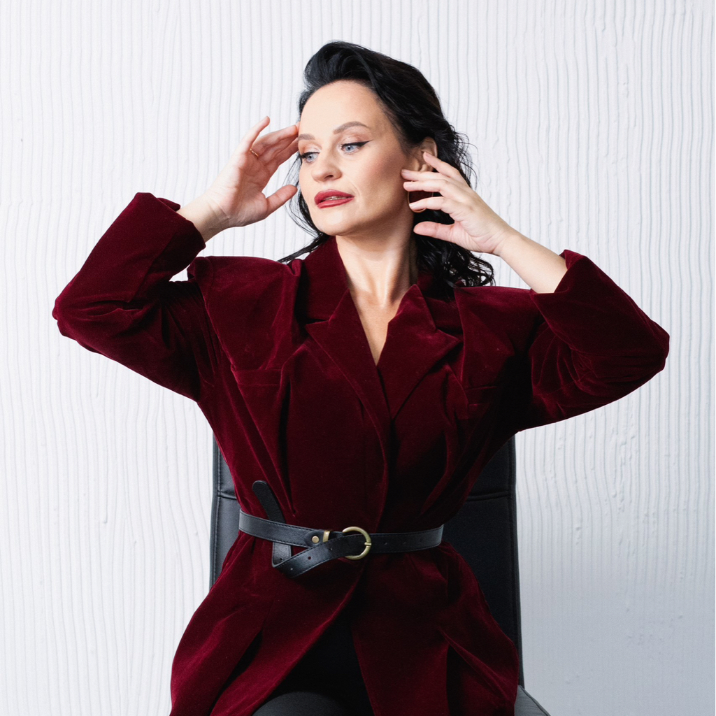 ЮЛИЯ ГУСЕВА